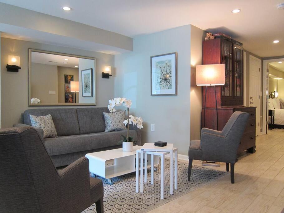 Stylish Renovated Flat, Central, Walk To Dc Sights Waszyngton Zewnętrze zdjęcie